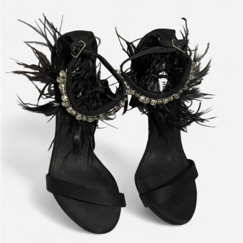 Steve Madden Black Feathered Heels